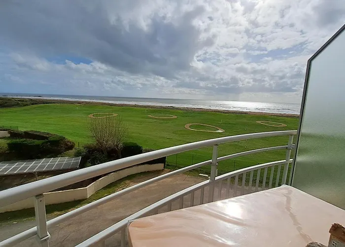 Pamplemousse 3 - Vue Et Piscine, Proche Golf Σαιν-Ζαν-ντε-Μον