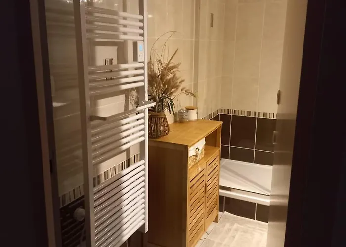 Pamplemousse 3 - Vue Et Piscine, Proche Golf Appartement