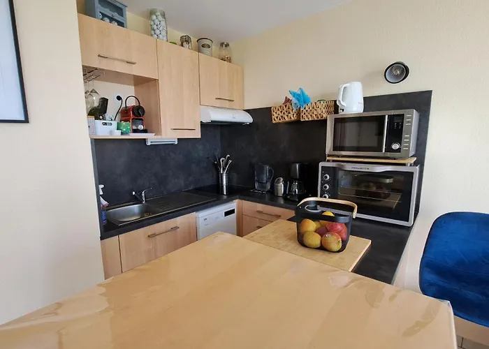 Pamplemousse 3 - Vue Et Piscine, Proche Golf Appartement *